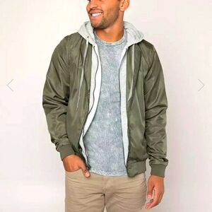 Beautiful Giant LA Buckle Bomber Jacket Windbreaker Insulated Sweatshirt Street